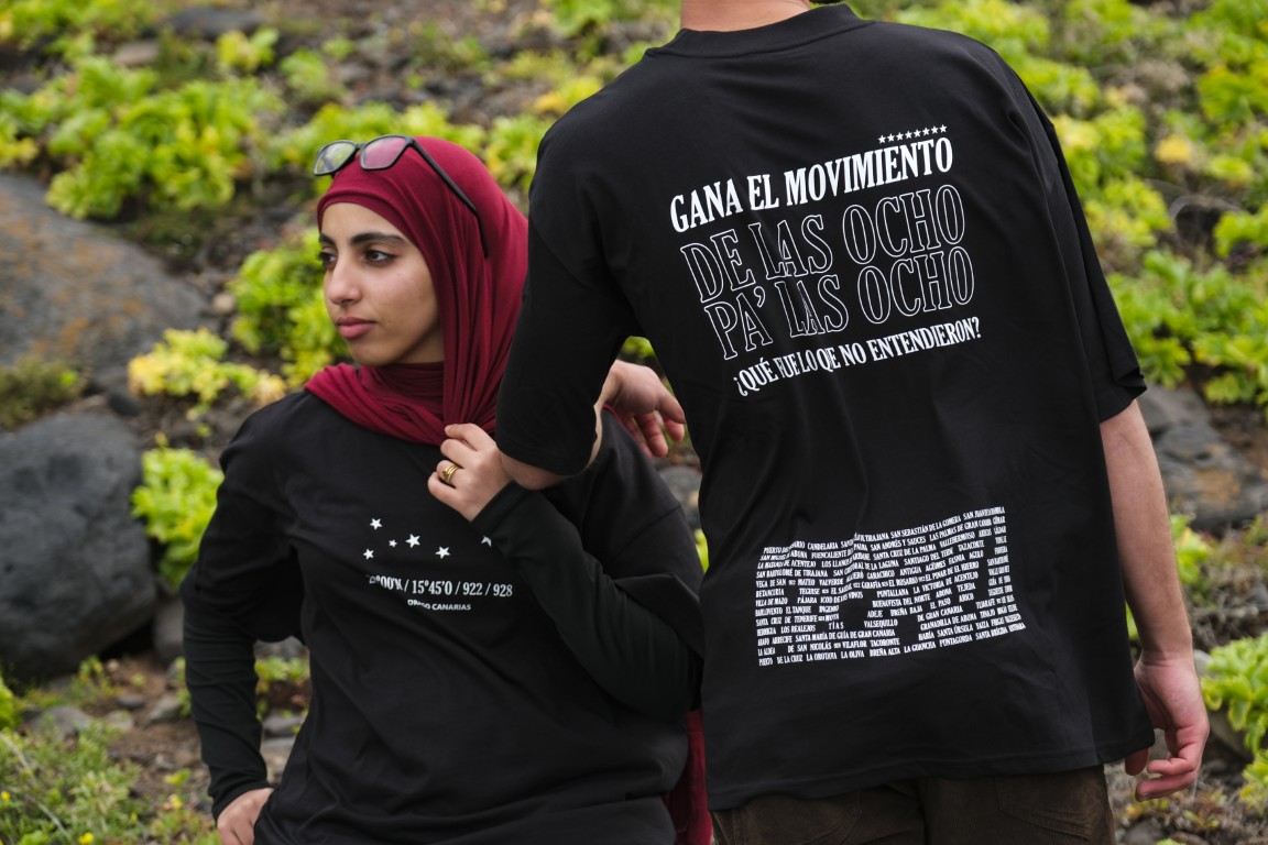 Camiseta 8 Estrellas Canarias negra: imagen 1